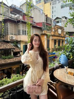 Váy Tơ Viền Ren Khuy Bọc — Nét Ngây Thơ Trắng Kem CHST007