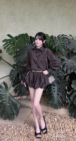 Bộ Váy Thổ Kẻ Đen Kèm Đai — Năng Động Quyến Rũ LK030