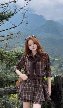 Set Kẻ Jumper Kèm Khăn — Đai Nhẹ Nhàng QNS025