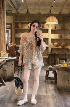 Set Bộ Hoa Trẻ Vai Thô Hàn Nâu Vàng Năng Động  TSTK0019
